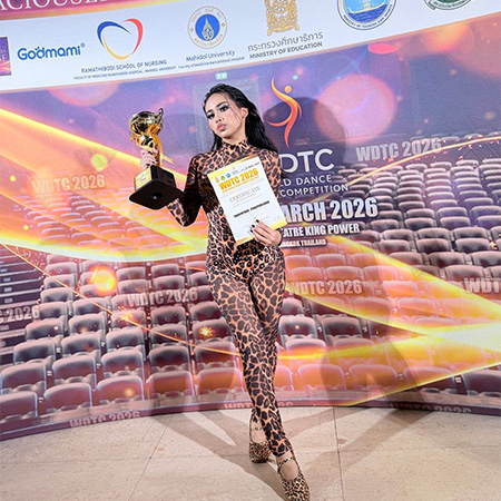 รางวัลถ้วยทอง ชนะเลิศอันดับ 1 Solo Pop Dance