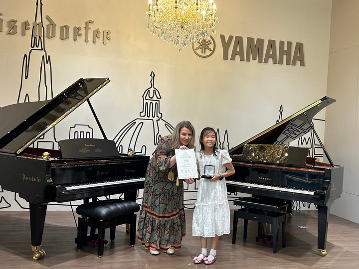 ขอแสดงความยินดีกับน้องมินลูกศิษย์ครูซินดี้ กับรางวัล Gold Prize